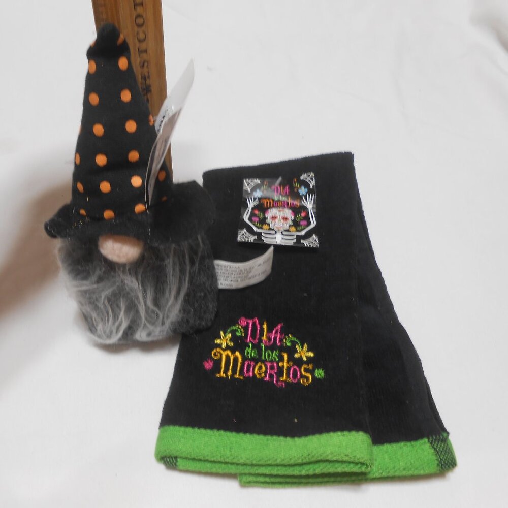 HALLOWEEN LOT PLUSH STAND ALONE GNOME DECOR & DIA dE lOS MUERTOS HAND TOWEL 🎃